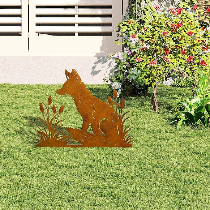Rusty Fox Garden Stake - Metal Yard Art Sculpture, Fox Outdoor Decor for Garden, Patio & Law