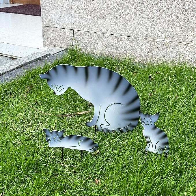 3 Pack Metal Cat Family Garden Statues, Outdoor Decorative Silhouette Stakes for Yard and Patio Lawn Ornaments - Animal Sculpture Art (Grey)