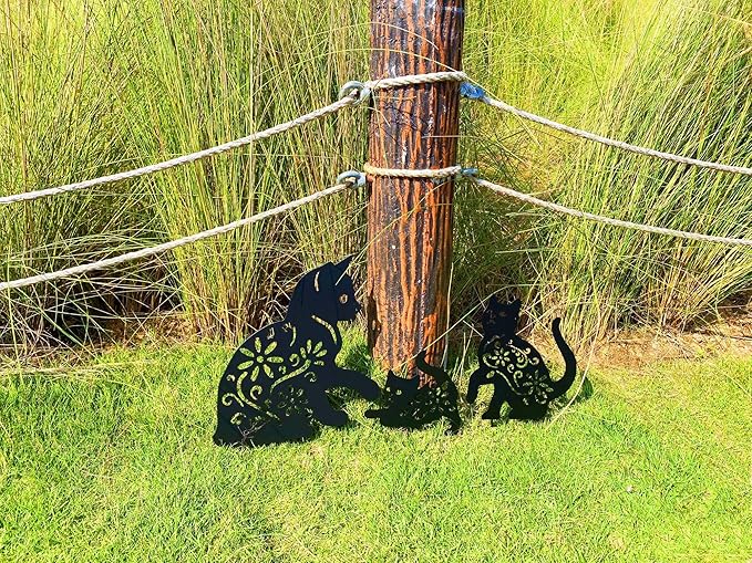 3 Pack Cat Decorative Garden Stake Metal Cat Garden Statues Black Cats Silhouette for Yard Outdoor Decor Lawn Ornaments