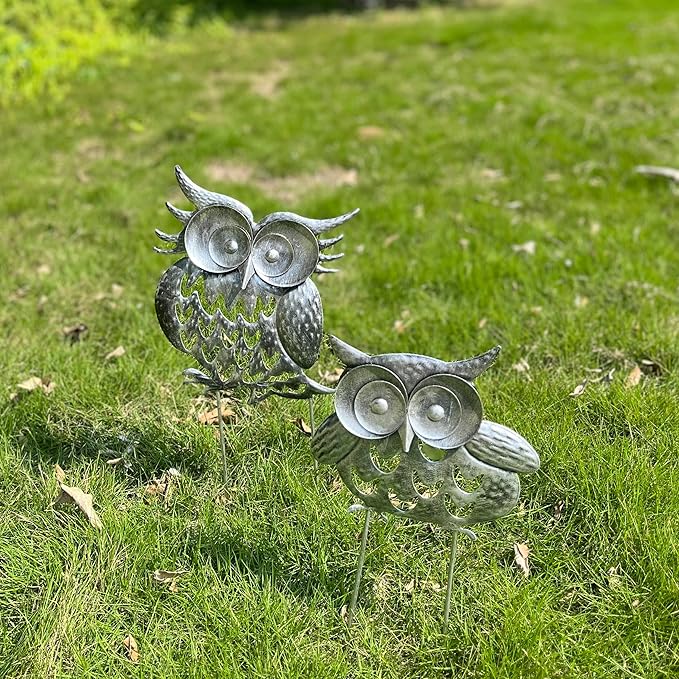 Pack of 2 Metal Owl Garden Statues Silver Silhouette Stakes Decorative Outdoor Animal Sculptures for Yard Decor and Lawn Ornaments